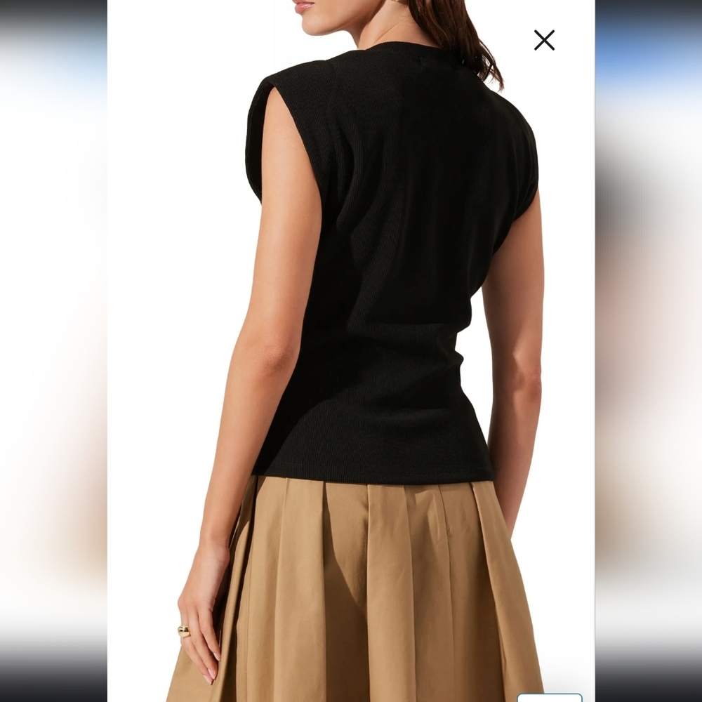 ASTR The Label Cinched Waist Ribbed Knit Top in Black Sz M - Picture 3 of 10